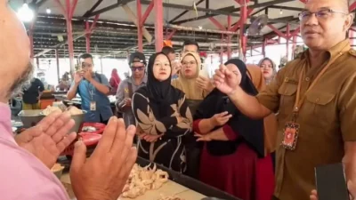 Pemerintah Tetapkan Harga Ayam Standar di Kuala Pembuang